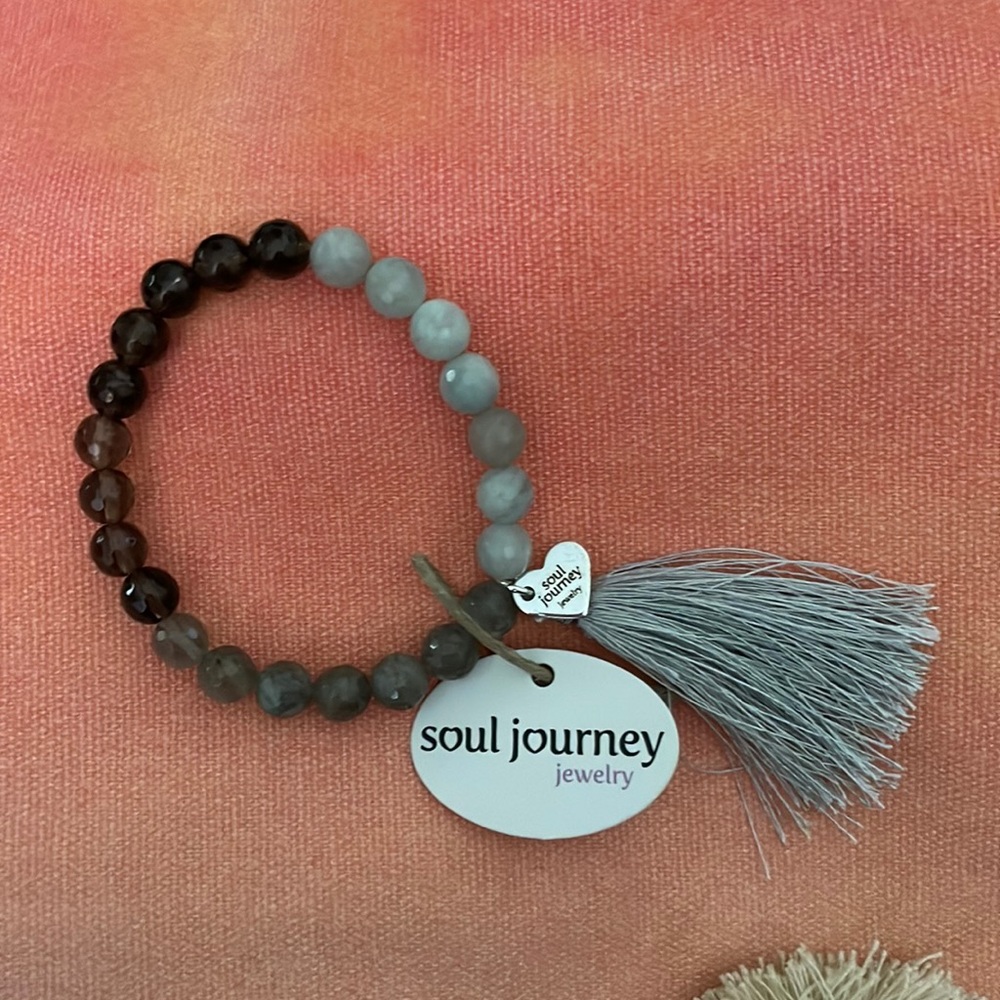 SALE ❤️ NWT Soul Journey healing bracelet,smoky quartz aquamarine & labradorite